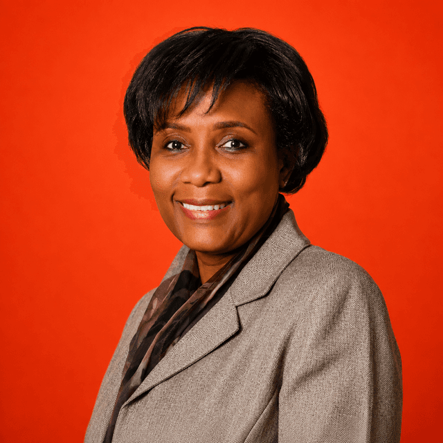 Headshot of Nadine McNeil